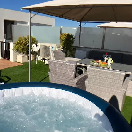 Apartment Beta - 2 Bedrooms, Private Rooftop Patio With Hot Tub, Bbq And View Ferragudo  Exterior photo